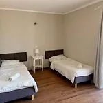 Villa Sobotka Bed and Breakfast Sobótka