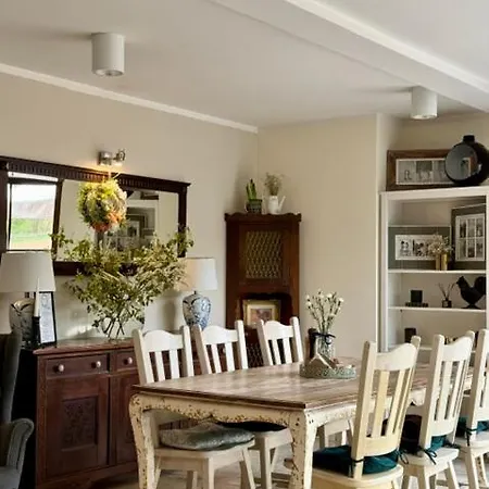 Villa Sobotka Bed & Breakfast Sobótka