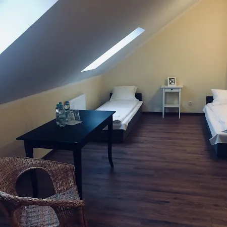 Villa Sobótka Bed and breakfast